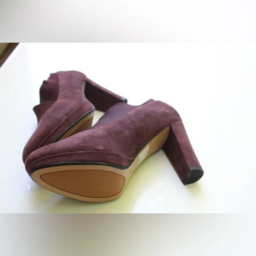 Clarks Kendra booties